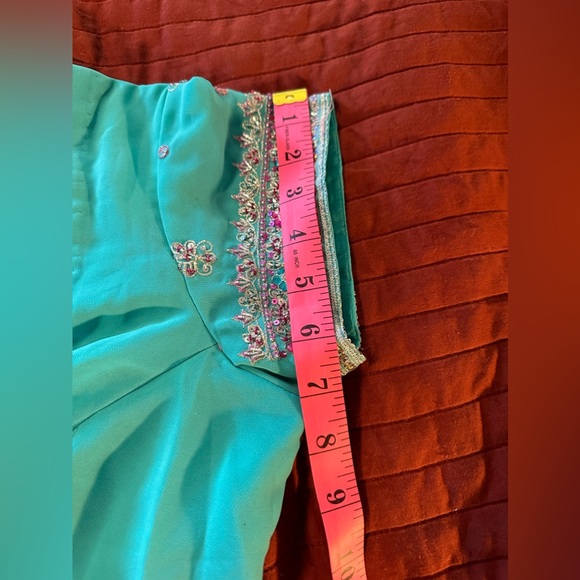 Saree - Picture 6 of 6